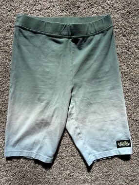Vans Women's Green-to-Blue Ombre Knee length Shorts Size Small.
